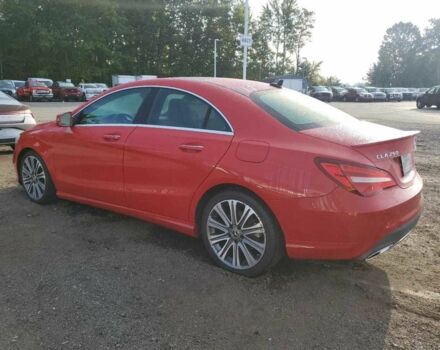 Красный Мерседес 250, объемом двигателя 2 л и пробегом 38 тыс. км за 3500 $, фото 1 на Automoto.ua