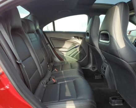 Красный Мерседес 250, объемом двигателя 2 л и пробегом 38 тыс. км за 3500 $, фото 9 на Automoto.ua