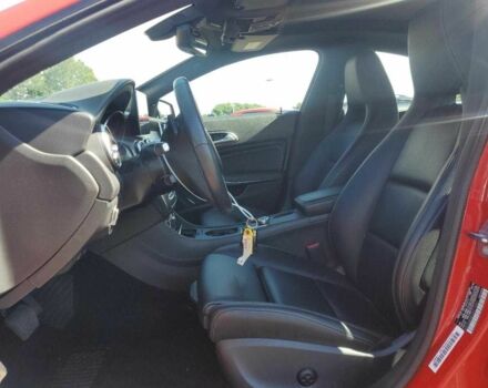 Красный Мерседес 250, объемом двигателя 2 л и пробегом 50 тыс. км за 3500 $, фото 6 на Automoto.ua