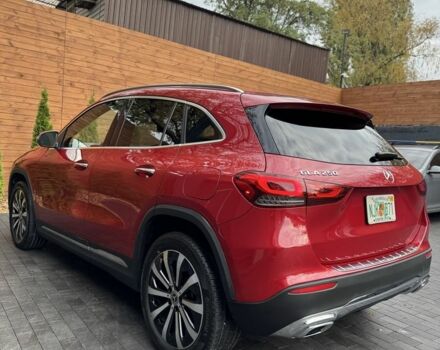 Красный Мерседес 250, объемом двигателя 2 л и пробегом 70 тыс. км за 28500 $, фото 4 на Automoto.ua