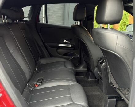 Красный Мерседес 250, объемом двигателя 2 л и пробегом 70 тыс. км за 28500 $, фото 12 на Automoto.ua