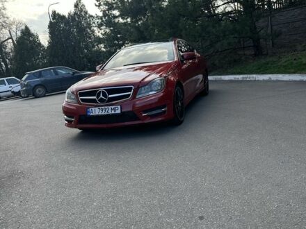 Мерседес 250 2014 у Запоріжжя на Automoto.ua Червоний Мерседес 250, об'ємом двигуна 1.8 л та пробігом 255 тис. км за 8899 $, фото 1 на Automoto.ua