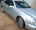 Сірий Мерседес 250, об'ємом двигуна 2.3 л та пробігом 450 тис. км за 3003 $, фото 1 на Automoto.ua