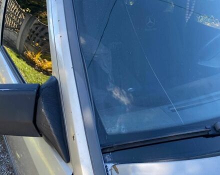 Серый Мерседес 250, объемом двигателя 2.5 л и пробегом 400 тыс. км за 1207 $, фото 7 на Automoto.ua