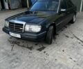 Сірий Мерседес 250, об'ємом двигуна 2.5 л та пробігом 282 тис. км за 2200 $, фото 1 на Automoto.ua