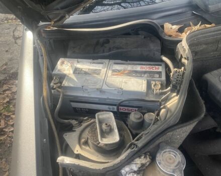 Серый Мерседес 250, объемом двигателя 2.5 л и пробегом 1000 тыс. км за 2200 $, фото 7 на Automoto.ua