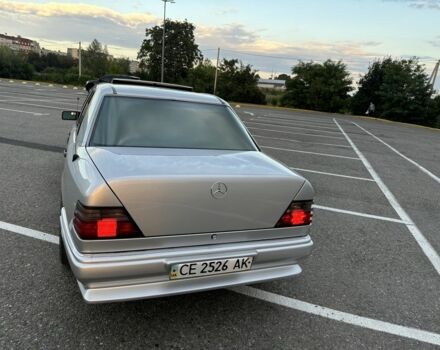 Серый Мерседес 250, объемом двигателя 2.5 л и пробегом 550 тыс. км за 6400 $, фото 3 на Automoto.ua