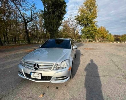 Мерседес 250 2013 в Павлограде на Automoto.ua Серый Мерседес 250, объемом двигателя 1.8 л и пробегом 280 тыс. км за 13500 $, фото 1 на Automoto.ua