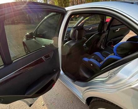 Мерседес 250 2013 в Павлограде на Automoto.ua Серый Мерседес 250, объемом двигателя 1.8 л и пробегом 280 тыс. км за 13500 $, фото 6 на Automoto.ua