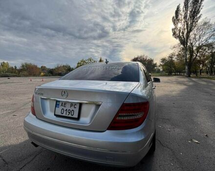 Мерседес 250 2013 в Павлограде на Automoto.ua Серый Мерседес 250, объемом двигателя 1.8 л и пробегом 280 тыс. км за 13500 $, фото 4 на Automoto.ua