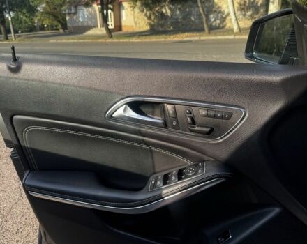 Серый Мерседес 250, объемом двигателя 2 л и пробегом 172 тыс. км за 14000 $, фото 13 на Automoto.ua