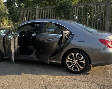 Серый Мерседес 250, объемом двигателя 2 л и пробегом 172 тыс. км за 14000 $, фото 8 на Automoto.ua