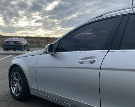 Серый Мерседес 250, объемом двигателя 2.1 л и пробегом 1 тыс. км за 6500 $, фото 2 на Automoto.ua