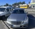 Серый Мерседес 250, объемом двигателя 2.1 л и пробегом 291 тыс. км за 9800 $, фото 1 на Automoto.ua