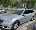 Сірий Мерседес 250, об'ємом двигуна 0.21 л та пробігом 306 тис. км за 11700 $, фото 1 на Automoto.ua