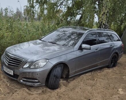 Серый Мерседес 250, объемом двигателя 2.2 л и пробегом 339 тыс. км за 14500 $, фото 11 на Automoto.ua