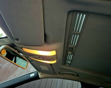 Серый Мерседес 250, объемом двигателя 2.2 л и пробегом 339 тыс. км за 14500 $, фото 10 на Automoto.ua