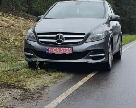 Серый Мерседес 250, объемом двигателя 0 л и пробегом 124 тыс. км за 8900 $, фото 1 на Automoto.ua