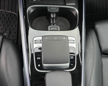 Серый Мерседес 250, объемом двигателя 2 л и пробегом 63 тыс. км за 30900 $, фото 11 на Automoto.ua