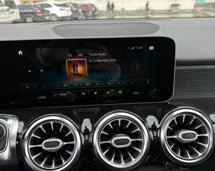 Серый Мерседес 250, объемом двигателя 2 л и пробегом 63 тыс. км за 30900 $, фото 10 на Automoto.ua