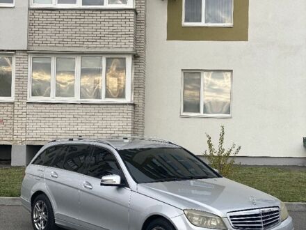 Серый Мерседес 250, объемом двигателя 2.1 л и пробегом 1 тыс. км за 6500 $, фото 1 на Automoto.ua
