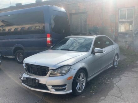 Мерседес 250 2013 в Киеве на Automoto.ua Серый Мерседес 250, объемом двигателя 1.8 л и пробегом 164 тыс. км за 8899 $, фото 1 на Automoto.ua