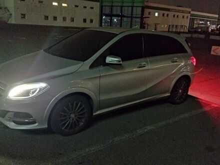 Мерседес 250 2016 у Києві на Automoto.ua Сірий Мерседес 250, об'ємом двигуна 0 л та пробігом 137 тис. км за 10200 $, фото 1 на Automoto.ua