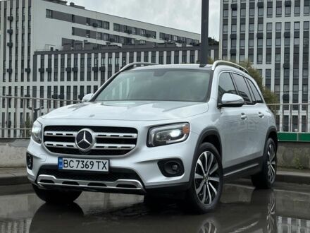 Серый Мерседес 250, объемом двигателя 2 л и пробегом 63 тыс. км за 30900 $, фото 1 на Automoto.ua