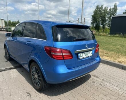 Синій Мерседес 250, об'ємом двигуна 0 л та пробігом 116 тис. км за 10499 $, фото 3 на Automoto.ua