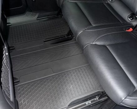 Синий Мерседес 250, объемом двигателя 3 л и пробегом 100 тыс. км за 75500 $, фото 12 на Automoto.ua