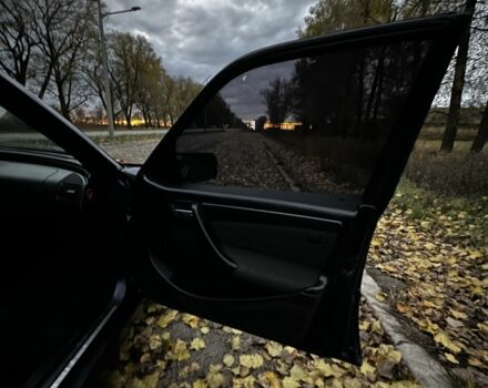 Синій Мерседес 250, об'ємом двигуна 2.5 л та пробігом 500 тис. км за 2999 $, фото 15 на Automoto.ua