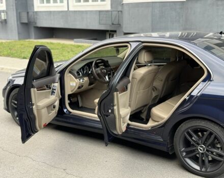 Синий Мерседес 250, объемом двигателя 1.8 л и пробегом 155 тыс. км за 11900 $, фото 13 на Automoto.ua