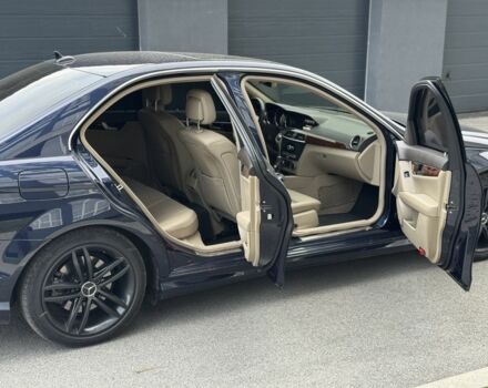 Синий Мерседес 250, объемом двигателя 1.8 л и пробегом 155 тыс. км за 11900 $, фото 18 на Automoto.ua