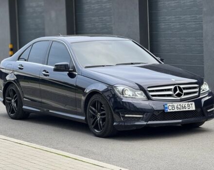 Синий Мерседес 250, объемом двигателя 1.8 л и пробегом 155 тыс. км за 11900 $, фото 10 на Automoto.ua