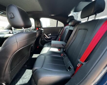 Синий Мерседес 250, объемом двигателя 2 л и пробегом 141 тыс. км за 27500 $, фото 11 на Automoto.ua