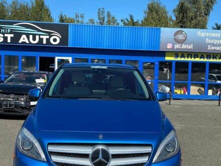 Мерседес 250 2015 в Киеве на Automoto.ua Синий Мерседес 250, объемом двигателя 0 л и пробегом 94 тыс. км за 8500 $, фото 1 на Automoto.ua