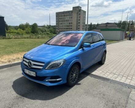 Синій Мерседес 250, об'ємом двигуна 0 л та пробігом 116 тис. км за 10499 $, фото 1 на Automoto.ua
