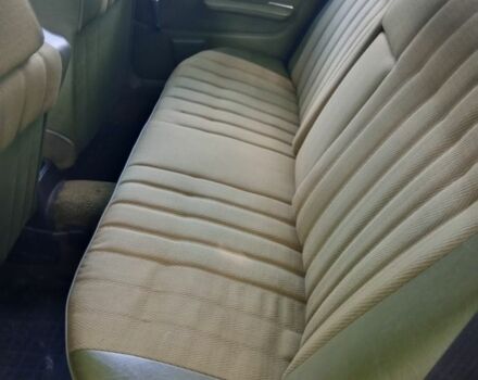 Зелений Мерседес 250, об'ємом двигуна 2.5 л та пробігом 210 тис. км за 3000 $, фото 5 на Automoto.ua