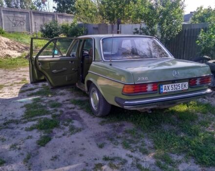 Зелений Мерседес 250, об'ємом двигуна 2.5 л та пробігом 210 тис. км за 3000 $, фото 7 на Automoto.ua