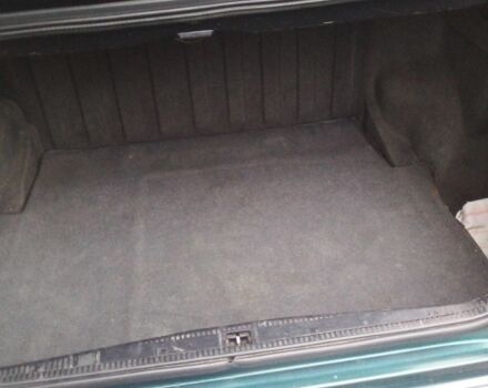 Зелений Мерседес 250, об'ємом двигуна 2.5 л та пробігом 299 тис. км за 4875 $, фото 17 на Automoto.ua