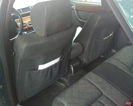 Зелений Мерседес 250, об'ємом двигуна 2.5 л та пробігом 299 тис. км за 4875 $, фото 9 на Automoto.ua