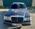 Чорний Мерседес 260, об'ємом двигуна 2.6 л та пробігом 450 тис. км за 2500 $, фото 1 на Automoto.ua