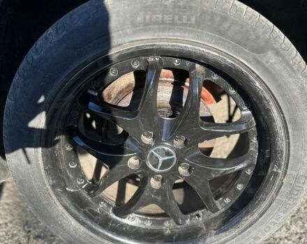 Чорний Мерседес 260, об'ємом двигуна 2.6 л та пробігом 450 тис. км за 2500 $, фото 2 на Automoto.ua