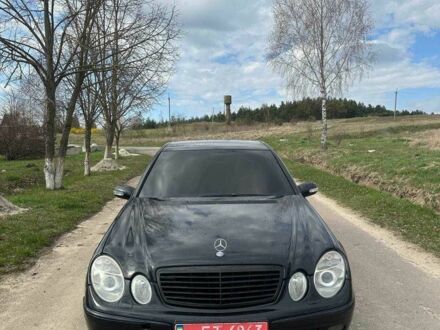 Мерседес 260 2002 у Шумськ на Automoto.ua Чорний Мерседес 260, об'ємом двигуна 2.6 л та пробігом 350 тис. км за 3200 $, фото 1 на Automoto.ua