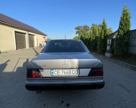 Сірий Мерседес 260, об'ємом двигуна 2.6 л та пробігом 400 тис. км за 2700 $, фото 6 на Automoto.ua