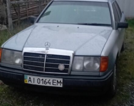 Синій Мерседес 260, об'ємом двигуна 2.5 л та пробігом 256 тис. км за 2500 $, фото 7 на Automoto.ua