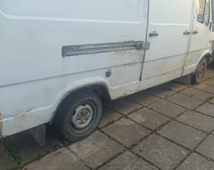 Белый Мерседес 280, объемом двигателя 0 л и пробегом 510 тыс. км за 1500 $, фото 2 на Automoto.ua