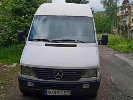 Білий Мерседес 280, об'ємом двигуна 0 л та пробігом 600 тис. км за 3000 $, фото 1 на Automoto.ua