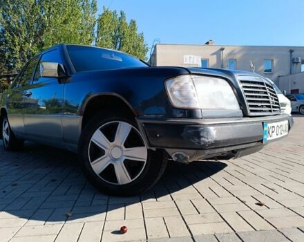 Черный Мерседес 280, объемом двигателя 2.8 л и пробегом 5 тыс. км за 2850 $, фото 1 на Automoto.ua