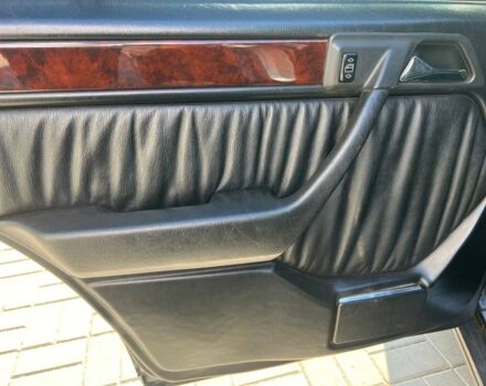 Черный Мерседес 280, объемом двигателя 2.8 л и пробегом 265 тыс. км за 4790 $, фото 11 на Automoto.ua